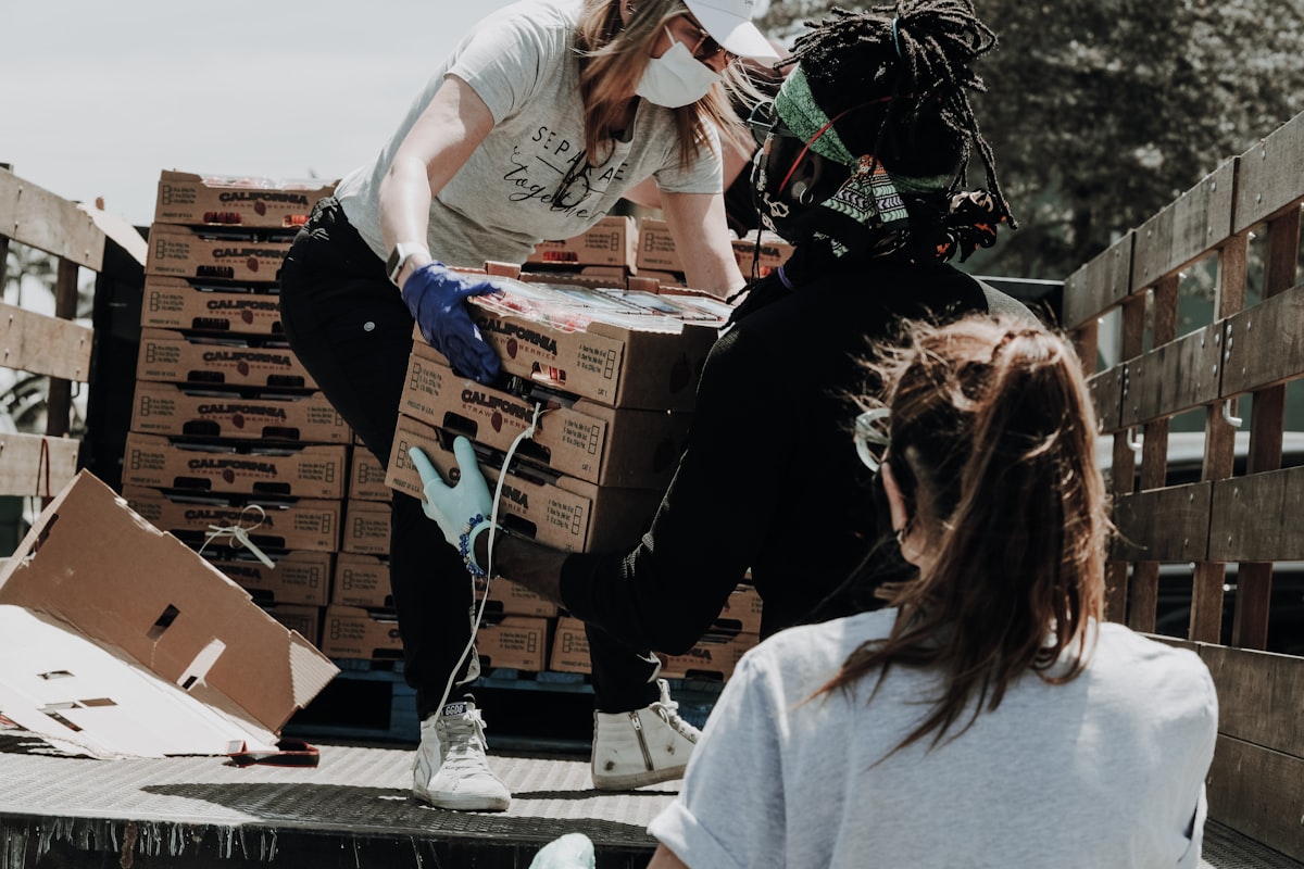 Comedores comunitarios y bancos de alimentos